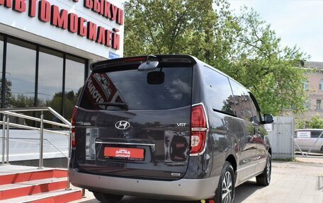 Hyundai Grand Starex Grand Starex I рестайлинг 2, 2020 год, 4 579 000 рублей, 3 фотография