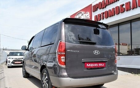Hyundai Grand Starex Grand Starex I рестайлинг 2, 2020 год, 4 579 000 рублей, 6 фотография