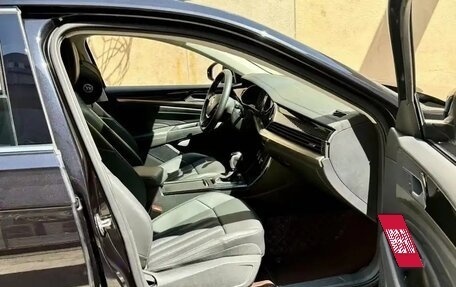 Volkswagen Passat B8 рестайлинг, 2021 год, 1 600 000 рублей, 7 фотография