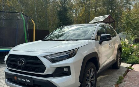 Toyota RAV4, 2025 год, 3 640 000 рублей, 2 фотография
