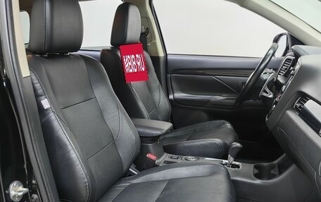 Mitsubishi Outlander III рестайлинг 3, 2015 год, 1 727 000 рублей, 8 фотография