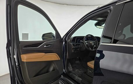 Cadillac Escalade V, 2022 год, 8 115 000 рублей, 11 фотография