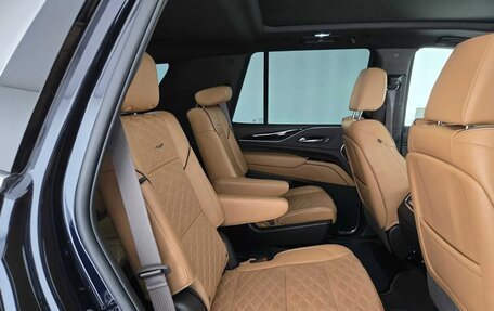 Cadillac Escalade V, 2022 год, 8 115 000 рублей, 29 фотография