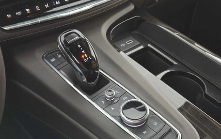 Cadillac Escalade V, 2022 год, 8 115 000 рублей, 28 фотография
