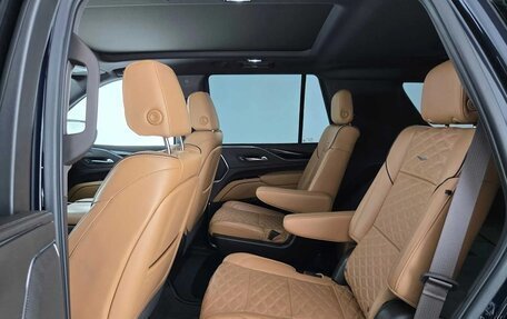 Cadillac Escalade V, 2022 год, 8 115 000 рублей, 30 фотография