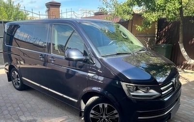 Volkswagen Multivan T6 рестайлинг, 2018 год, 4 250 000 рублей, 1 фотография