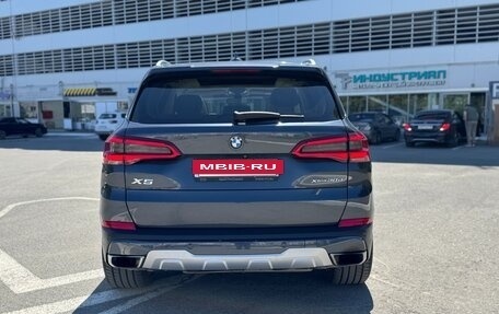 BMW X5, 2019 год, 7 298 000 рублей, 4 фотография