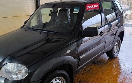 Chevrolet Niva I рестайлинг, 2016 год, 650 000 рублей, 19 фотография