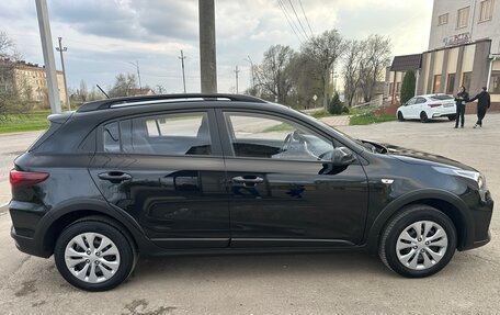 KIA Rio IV, 2021 год, 1 650 000 рублей, 3 фотография