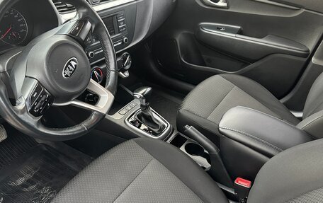KIA Rio IV, 2021 год, 1 650 000 рублей, 8 фотография