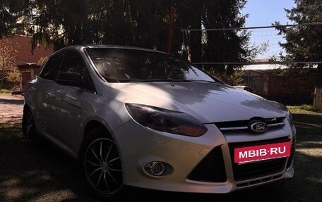 Ford Focus III, 2011 год, 900 000 рублей, 2 фотография