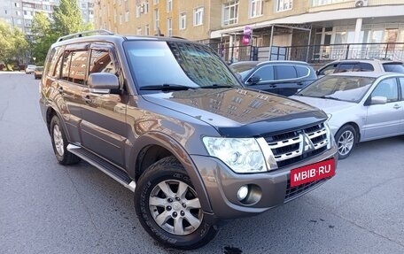 Mitsubishi Pajero IV, 2012 год, 2 200 000 рублей, 2 фотография