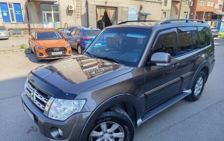 Mitsubishi Pajero IV, 2012 год, 2 200 000 рублей, 24 фотография