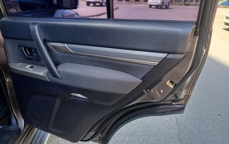 Mitsubishi Pajero IV, 2012 год, 2 200 000 рублей, 34 фотография