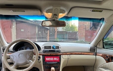Mercedes-Benz E-Класс, 2004 год, 880 000 рублей, 15 фотография