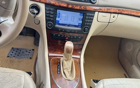 Mercedes-Benz E-Класс, 2004 год, 880 000 рублей, 20 фотография