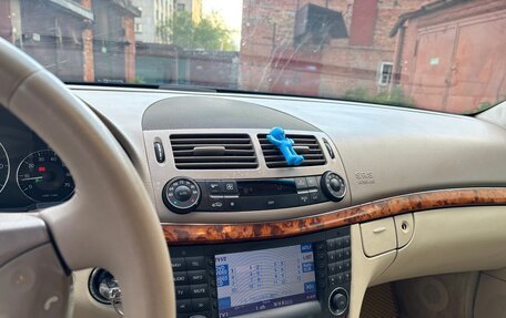 Mercedes-Benz E-Класс, 2004 год, 880 000 рублей, 18 фотография
