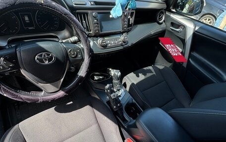 Toyota RAV4, 2017 год, 2 550 000 рублей, 2 фотография