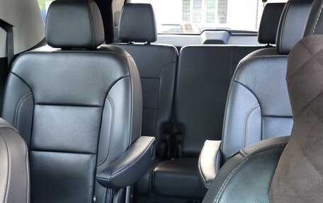 Chevrolet Traverse II, 2019 год, 3 200 000 рублей, 10 фотография