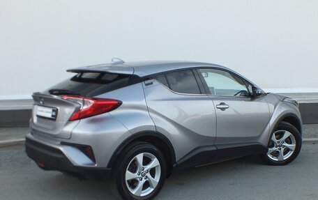 Toyota C-HR I рестайлинг, 2019 год, 2 359 000 рублей, 5 фотография