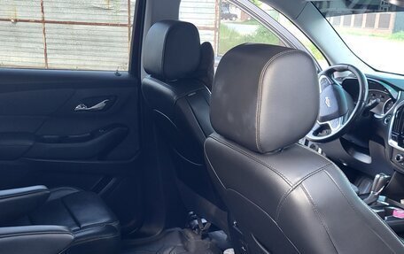 Chevrolet Traverse II, 2019 год, 3 200 000 рублей, 16 фотография