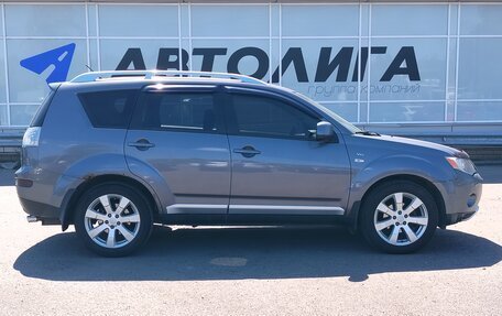 Mitsubishi Outlander III рестайлинг 3, 2008 год, 912 000 рублей, 3 фотография