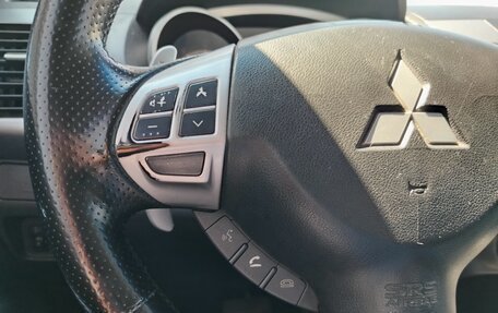 Mitsubishi Outlander III рестайлинг 3, 2008 год, 912 000 рублей, 8 фотография