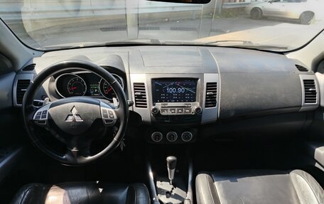 Mitsubishi Outlander III рестайлинг 3, 2008 год, 912 000 рублей, 5 фотография