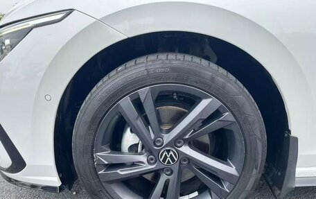 Volkswagen Golf VIII, 2022 год, 1 730 027 рублей, 7 фотография