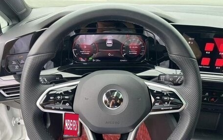Volkswagen Golf VIII, 2022 год, 1 730 027 рублей, 9 фотография