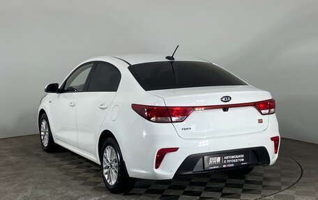 KIA Rio IV, 2018 год, 1 399 000 рублей, 7 фотография