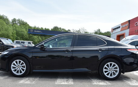 Toyota Camry, 2021 год, 3 200 000 рублей, 4 фотография