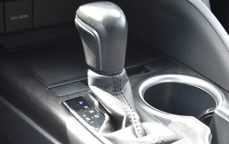 Toyota Camry, 2021 год, 3 200 000 рублей, 24 фотография