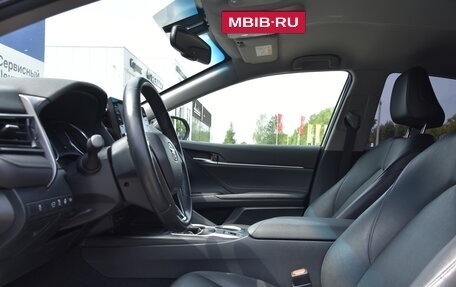 Toyota Camry, 2021 год, 3 200 000 рублей, 20 фотография
