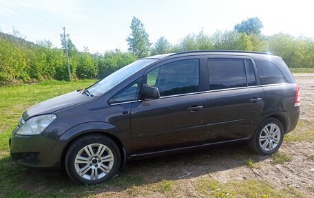 Opel Zafira B, 2011 год, 720 000 рублей, 4 фотография