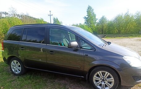 Opel Zafira B, 2011 год, 720 000 рублей, 6 фотография