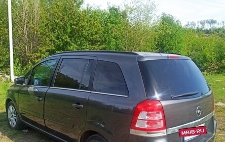 Opel Zafira B, 2011 год, 720 000 рублей, 5 фотография