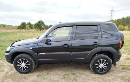 Chevrolet Niva I рестайлинг, 2011 год, 490 000 рублей, 8 фотография