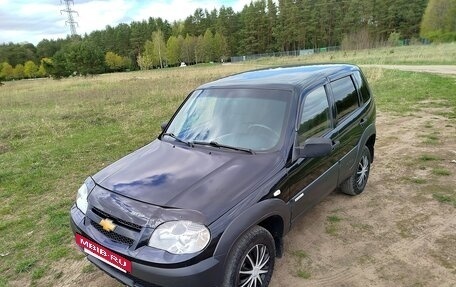 Chevrolet Niva I рестайлинг, 2011 год, 490 000 рублей, 3 фотография