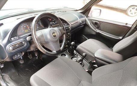 Chevrolet Niva I рестайлинг, 2011 год, 490 000 рублей, 24 фотография