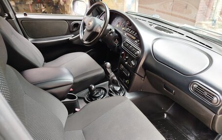 Chevrolet Niva I рестайлинг, 2011 год, 490 000 рублей, 29 фотография