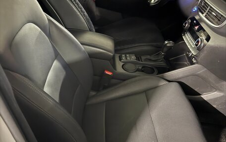 Hyundai Tucson III, 2018 год, 2 530 000 рублей, 13 фотография