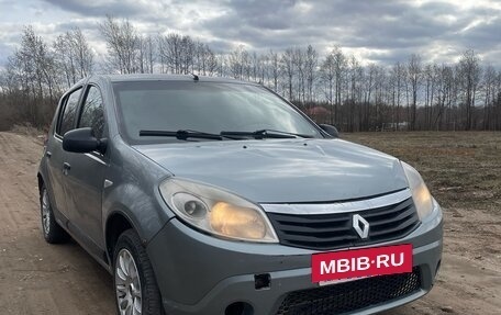 Renault Sandero I, 2011 год, 299 000 рублей, 2 фотография