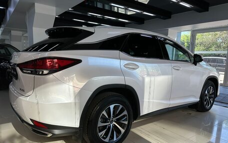 Lexus RX IV рестайлинг, 2020 год, 4 999 000 рублей, 9 фотография