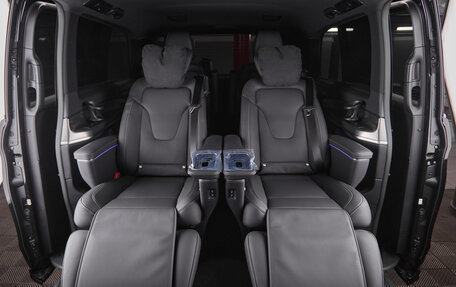 Mercedes-Benz V-Класс, 2025 год, 17 500 000 рублей, 25 фотография