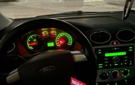 Ford Focus II рестайлинг, 2005 год, 585 000 рублей, 11 фотография