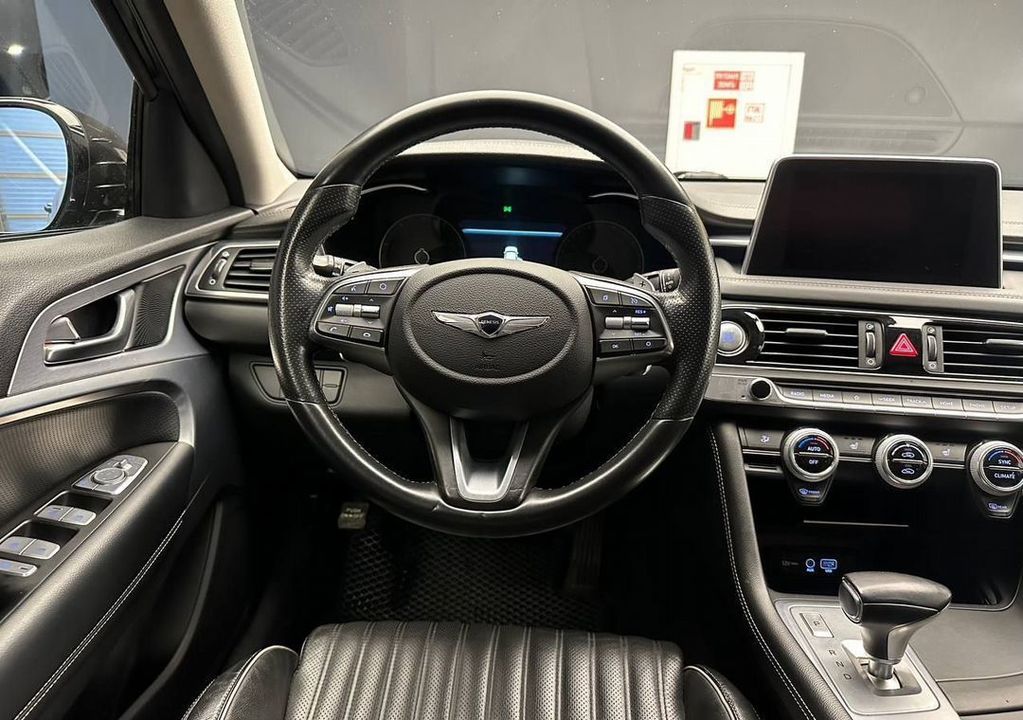 Genesis G70, 2018 год, 1 981 000 рублей, 8 фотография