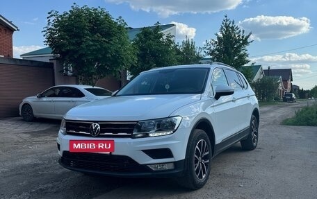 Volkswagen Tiguan II, 2021 год, 2 600 000 рублей, 3 фотография