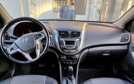 Hyundai Solaris II рестайлинг, 2015 год, 960 000 рублей, 4 фотография