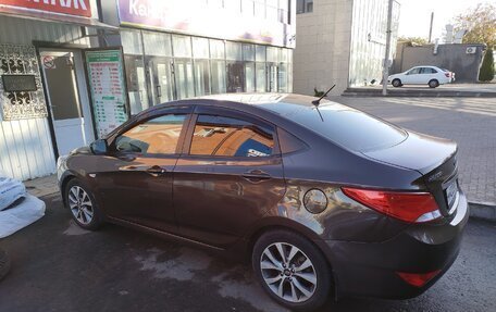 Hyundai Solaris II рестайлинг, 2015 год, 960 000 рублей, 6 фотография